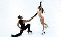 【フィギュア】仏シゼロンが新パートナーと３位発進「魔法のような瞬間」北京五輪金、GP復帰戦