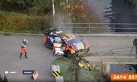 橋の欄干へ直撃も「OKって」 世界最速ラリーでSS中止の大事故→直後の光景に騒然「がっつり当たってる」
