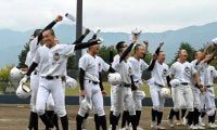 「スター選手はいない」佐野日大　つないで、要所締めて大きな1勝