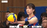 いきなり落ちた… 女子バレーで衝撃の魔球サーブ 19歳新人選手の一撃にアリーナ騒然