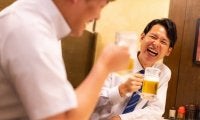 お酒は社会的健康も担っている・・・「飲もう！は魔法の呪文」