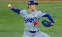 山本由伸、記録づくめの歴史的完投　「2001年以来」「37年ぶり」…“Mr.オクトーバー”襲名へ
