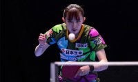 早田ひな 8強入り！初対戦のモナコ選手にストレートで圧倒【卓球 WTTロンドン】