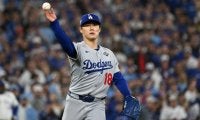 圧倒的投球で…MLB公式がまさかの“扱い”　山本由伸の怖すぎる1枚に「ひっくり返った」