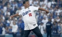 ドジャースレジェンド、野茂英雄氏がWS始球式登場にドジャースタジアム大歓声　山本由伸を激励も