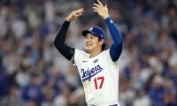 何してんの…！？ 大谷翔平、目を疑う“まさかの行動”「すげえw」死闘直後に見せた“予想外のリアクション”が話題に「人間性もMVP」