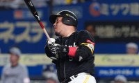 鷹・山川穂高が3戦連発弾　日本Sタイ記録…バックスクリーンHR、甲子園は沈黙