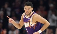 29歳を迎えたサンズのデビン・ブッカーが、NBA史上5人目のスタッツラインをクリア
