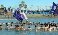 100年の歴史の寒中水泳大会が廃止に　後継大会開催へ、動く関係者