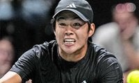  19歳 ツアー初制覇に王手 