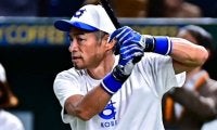 52歳イチロー氏が柵越え連発　殿堂入り後も高校指導…63スイング中9発に拍手喝采