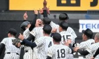 帝京が11年夏以来の甲子園へ前進　「OBの顔浮かんだ」監督は、涙