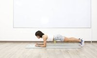 8分でお腹スッキリ！プランク×ストレッチで芯から引き締める