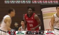 リングが揺れる！衝撃の豪快ダンクにアリーナ騒然　IH初優勝に導いた3年生留学生のパワフルプレーに「今年のNo.1プレーヤー」