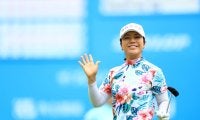 42歳の下川めぐみが2年ぶりツアー2勝目／女子下部