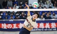 慶応のエース「打つと決めたら打ち抜く」春高バレー神奈川大会
