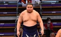 “史上最強の新弟子”旭富士が新序出世披露　元横綱先代旭富士の「ペガサス」化粧まわし姿で堂々
