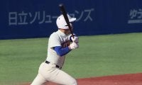 神戸国際大付の4番が衝撃のバックスクリーン弾！初の決勝進出に向けて大きな一打【明治神宮大会】