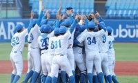 青学大、史上6校目の神宮大会連覇　中日ドラ1中西が9回17K完封…監督は涙
