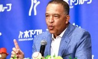 WS制覇から2週間…ロバーツ監督が訪れたまさかの場所　電撃来日に騒然「来てたの」