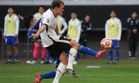 天皇杯準決勝で表面化｢日本サッカー｣今そこにある危機(3)林幸多郎に求めたい｢ロングスロー｣以外、地上波で放送｢つまらない試合｣で逃した絶好機
