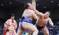 義ノ富士、安青錦を破り初土俵から10場所連続勝ち越し決める「あと２番、死ぬ気でいきたい」