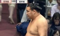 横綱・豊昇龍に「ダメですよ。全然」元若乃花が辛辣な指摘 勝てば単独首位の大一番…安青錦戦で“完敗した大きな理由”