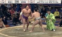 3度の立ち合い不成立に親方も行司も“激おこ” 館内が騒然とする事態に「これはあかん」「なんで合わない」様々な声