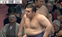 「ワイの年収の1.5年分が」初優勝・安青錦が千秋楽で受け取った懸賞の分厚さに驚愕「山程出る」