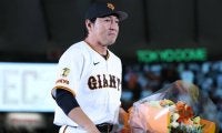 長野久義が貫いた“らしさ”　笑顔、笑い、そして涙…愛され続けたチョーさんとの最後