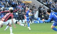 ホーム最終戦はドロー　FC今治　札幌に先制するが追加点奪えず