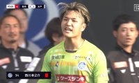 「レッド覚悟」「悔しいだろうな」昇格目前、J2首位決戦で守護神がDOGSO一発退場→最終節出場停止でファンの思い様々「気持ちはわかる」