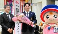 西武ドラフト1位の小島大河選手が故郷の神奈川県伊勢原市役所を訪問