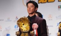 楽天・辰己、GG賞を「投手で獲れたら」　明かした“三刀流”への野望…真顔で真剣回答