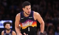 NBAカップでサンダーとの“全勝対決”へ臨むブッカー「最高のテストになるだろうね」