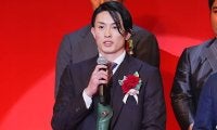 NPB授賞式で発見「色気やばすぎ」　優しい“神対応”も…虜のファン続出「何もかも完璧」