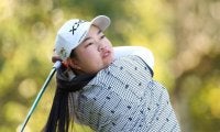 女子ゴルフ　首位と３打差の入谷響　逆転優勝なら大会史上最年少
