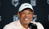 ウッズ復帰へは道半ばも「チッピングとパッティングの許可が出た」 