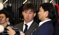 今永昇太「投球をよく見ている」阪神の左腕に興味津々→ミズノ会議で「おもしろい感覚の話も聞けた」海を渡っても変わらない姿勢