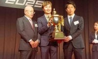 【スーパーGT】初のV3の坪井翔「歴史に名を刻めた。４連覇へ向けて頑張ります」年間表彰式　