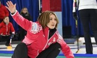 【カーリング】フォルティウスが米国に１点リードで後半へ　８チーム中２枠の五輪切符かけ最終予選