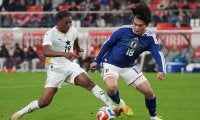 前半だけでハットトリック達成！後半にも加点して４ゴール。日本代表FW上田綺世が15試合出場18得点で記録更新！｢オランダが震えてる｣