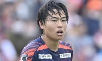 ｢自分を抑えて味方を称える姿、立派です｣フクアリの“悲劇”試合終了直後の大宮20歳CB市原吏音のピッチ上での“振る舞い”に称賛！｢将来の日本代表のキャプテンに｣｢まだ20歳でこの振る舞いができる凄さ｣