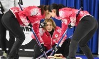 【カーリング】日本代表フォルティウス吉村紗也香「１位で」POへ　正午から２位ノルウェー戦