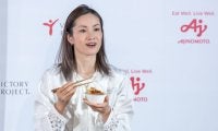味の素VPのミラノ五輪パラ特別メニュー丼お披露目　「しっかり日本の風味」荒川静香さん驚く
