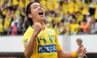 ｢ドイツ版札幌ドーム草｣原口元気らの古巣スタジアムでJリーグ既視感の落下事故！｢アンデルソン・ロペス選手や呉屋大翔選手だけではないんですね」