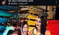 【WWE】イヨ・スカイ「リヨはいつもトップ」リアと笑顔２ショット　女子タッグ王座狙い最高潮