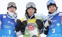 平野歩夢が金　男子HPで表彰台独占　写真で見る中国･スノボW杯