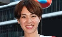 「ちょっと反則です」バレー女子元代表、雰囲気一変「激レア」な姿に反響「超超可愛い」「めちゃ似合う」