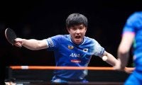 張本智和、世界2位・林詩棟との1時間超えの激闘を制し決勝進出　中国勢撃破で悲願の戴冠へ「4度目の正直で絶対に優勝する」【WTTファイナルズ香港】